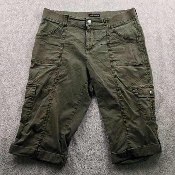 Lee Women Cargo Shorts Size 14 Medium Utility Relaxed Fit Outdoors Cropped Green - Picture 14 of 16